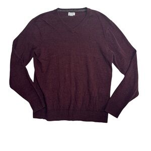 Old Navy Men's V-Neck Maroon Sweater‎